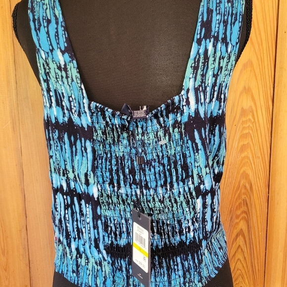Tommy Hilfiguer Blue and Black Women's Top - Picture 6 of 11